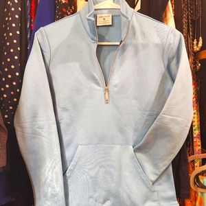 1/2 zippered fleece top